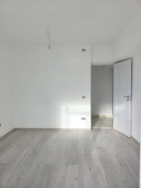 Galeriile Titan, intersectie Grigorescu cu Rebreanu, vav metrou si parc IOR