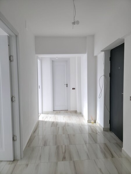 Galeriile Titan, intersectie Grigorescu cu Rebreanu, vav metrou si parc IOR