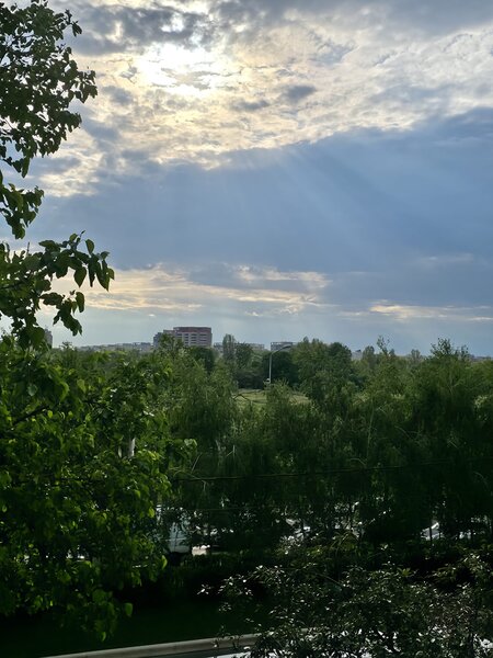 Galeriile Titan, intersectie Grigorescu cu Rebreanu, vav metrou si parc IOR